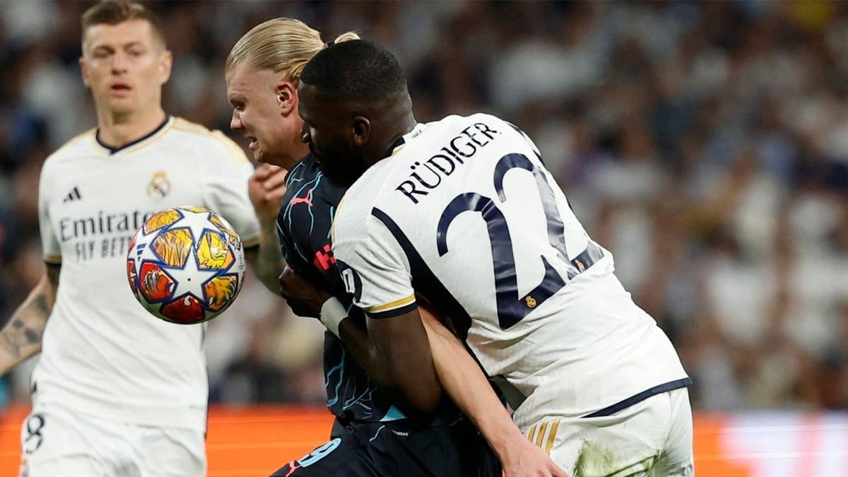 سر الهتافات الخمسة.. روديغر يفسد "تكتيك" غوارديولا