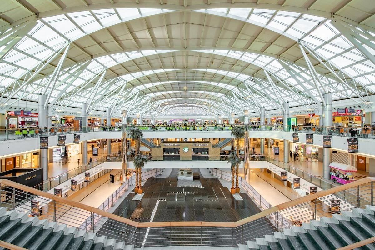 متعة التسوق.. مواعيد عمل رد سي مول جدة وأفضل المطاعم والكافيهات به - موقع الخليج الان