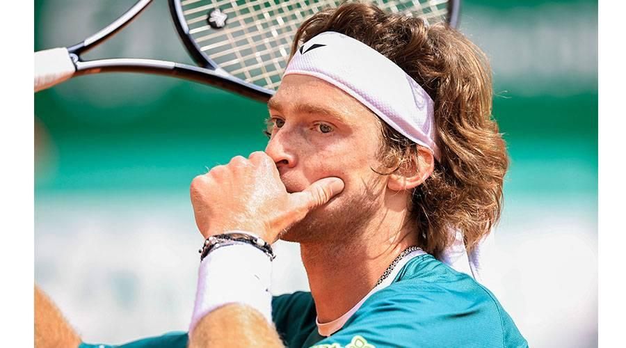 روبليف يودع دورة مونتي كارلو