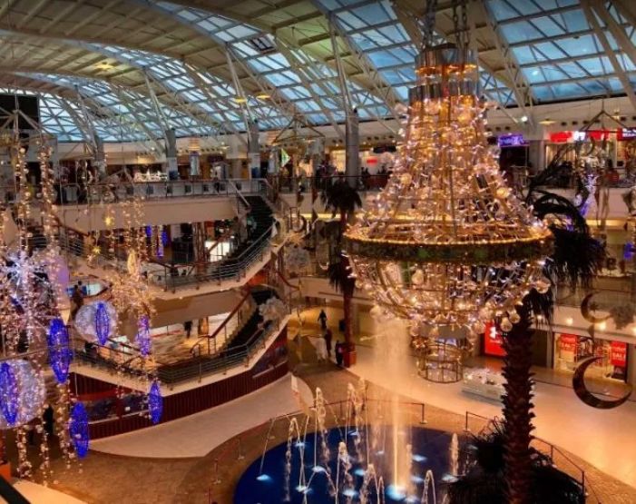 متعة التسوق.. مواعيد عمل رد سي مول جدة وأفضل المطاعم والكافيهات به - موقع الخليج الان