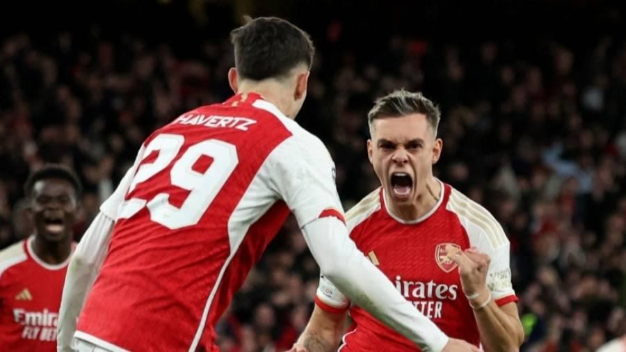 لماذا صدارة أرسنال للدوري الإنجليزي في خطر؟