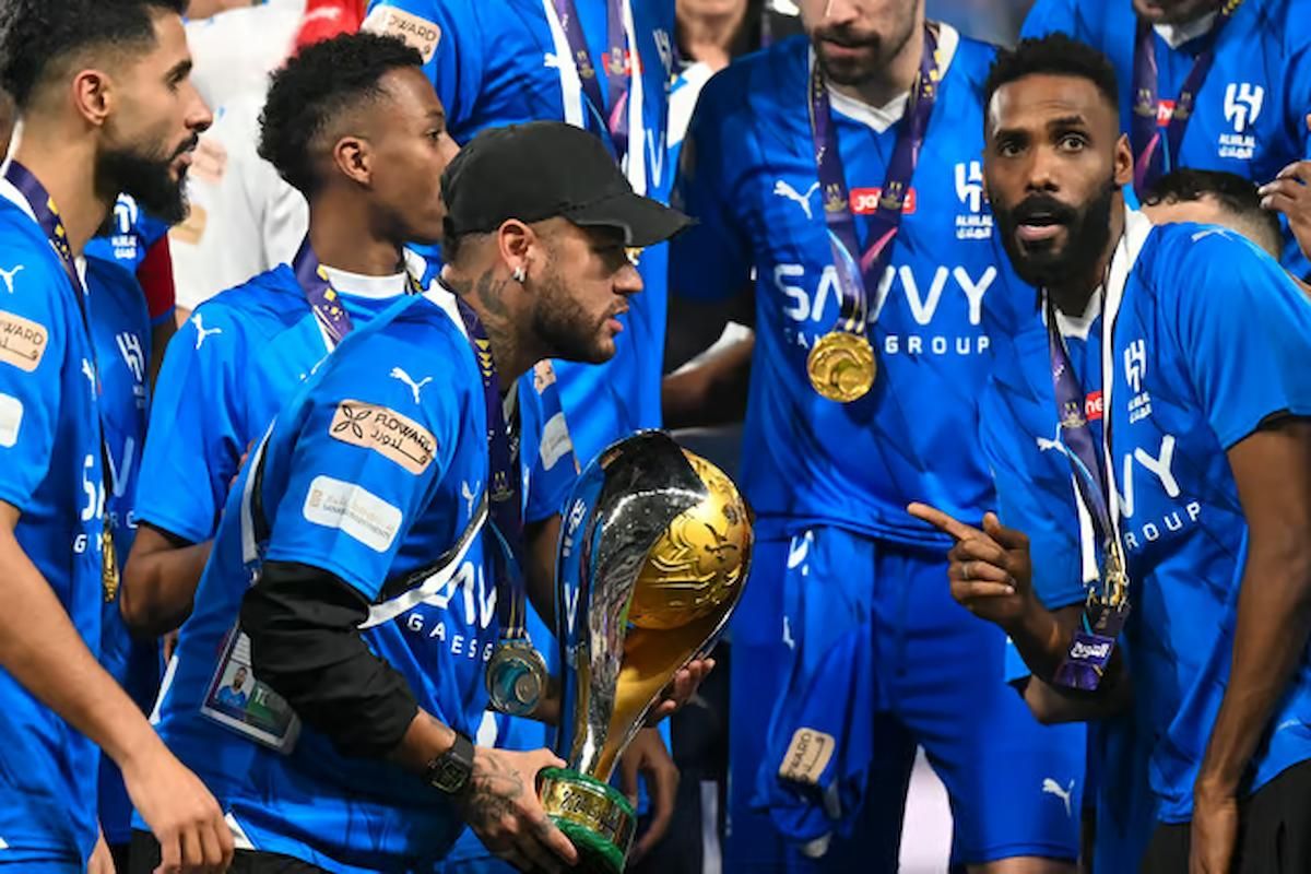 الانتصار الـ 34! "الزعيم" يجلب العيد بكأس الدرعية للسوبر السعودي في مباراة نارية - موقع الخليج الان