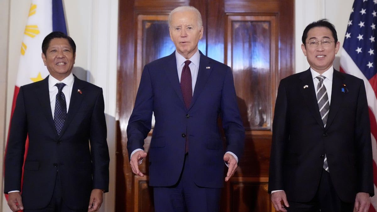 بايدن يعد بالدفاع عن الفلبين إذا تعرضت لهجوم في بحر الصين الجنوبي