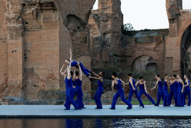 إيطاليا.. عودة المياه إلى حمامات كاراكالا بعد 1500 عام (صور)