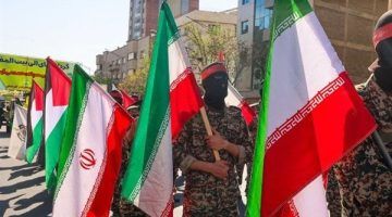 اختراق سيبراني لمواقع إيرانية يدعو سكان طهران للتزود بالطعام والماء استعدادا للحرب