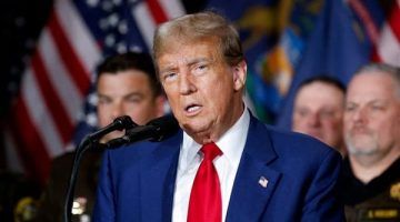 ترامب يعتزم الإدلاء بشهادته في محاكمته الجنائية بنيويورك