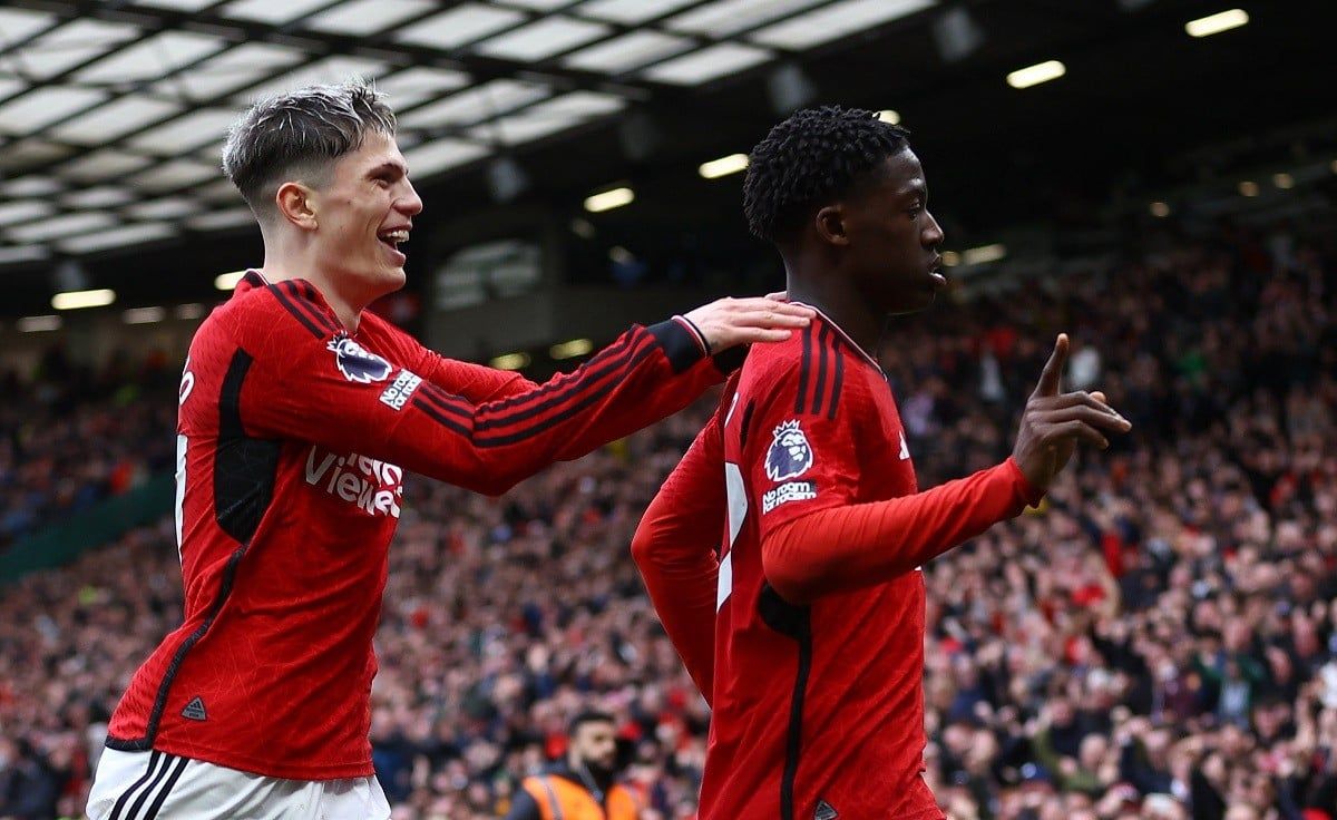 ريال مدريد ينتظر.. مهاجم مانشستر يونايتد يفجر أزمة مع تين هاغ (صور)