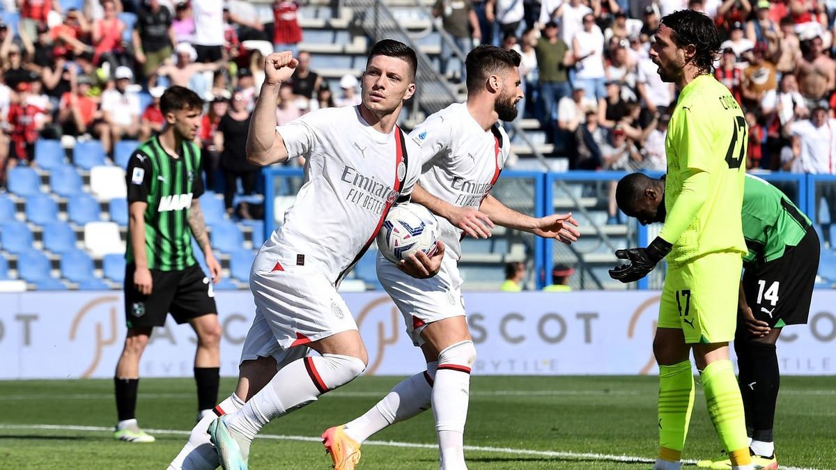 ترتيب الدوري الإيطالي.. تعادل مثير بين ميلان وساسولو (فيديو)