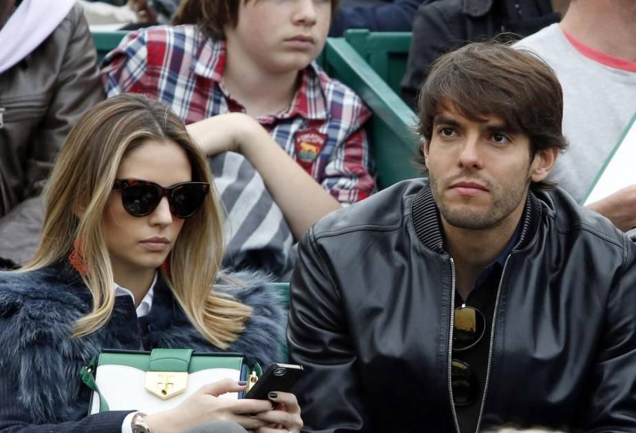 سبب غريب وراء طلب زوجة كاكا الطلاق