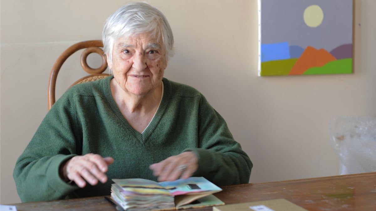 إيتيل عدنان.. مبدعة استثنائية نسيها العرب وتذكرها غوغل