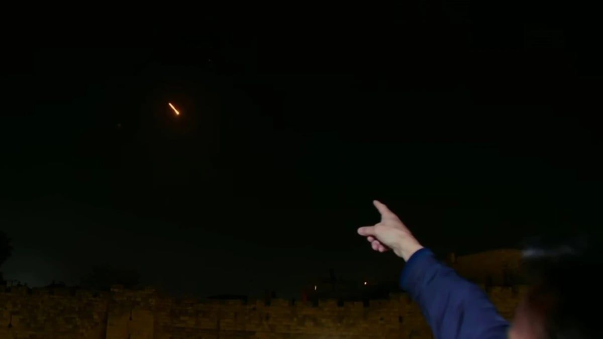 هل يُشعل الرد الإيراني حربًا مفتوحة في المنطقة؟ (فيديو إرم)