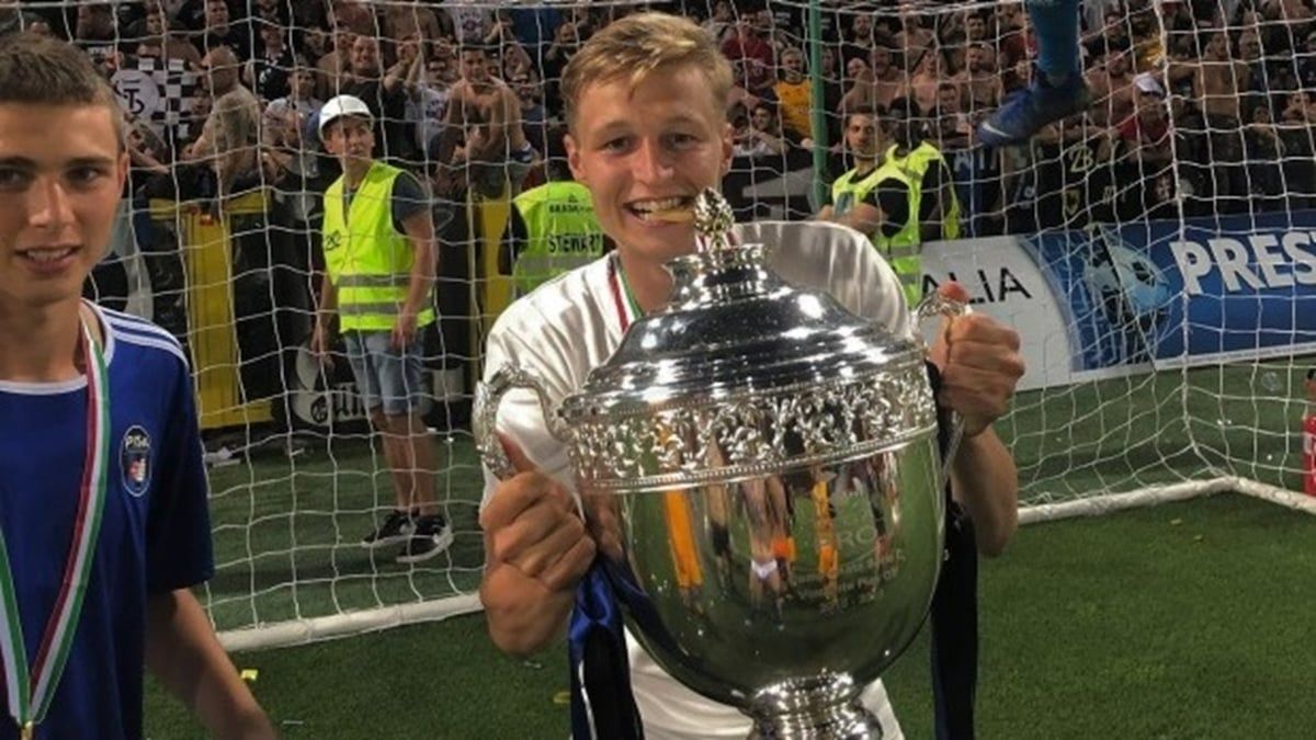 لاعب يعتزل كرة القدم ويتحول إلى راهب بوذي