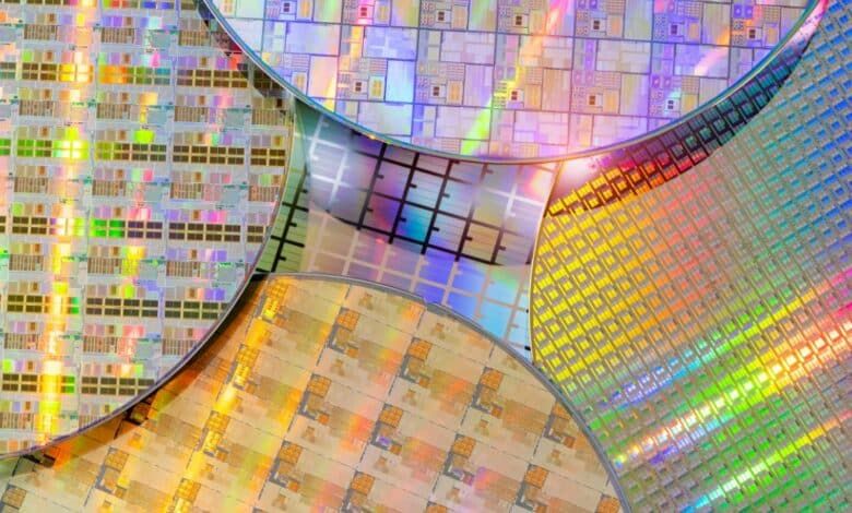 إقرار لوائح جديدة لمنع بعض الشركات من الالتفاف على القيود الأمريكية - موقع الخليج الان