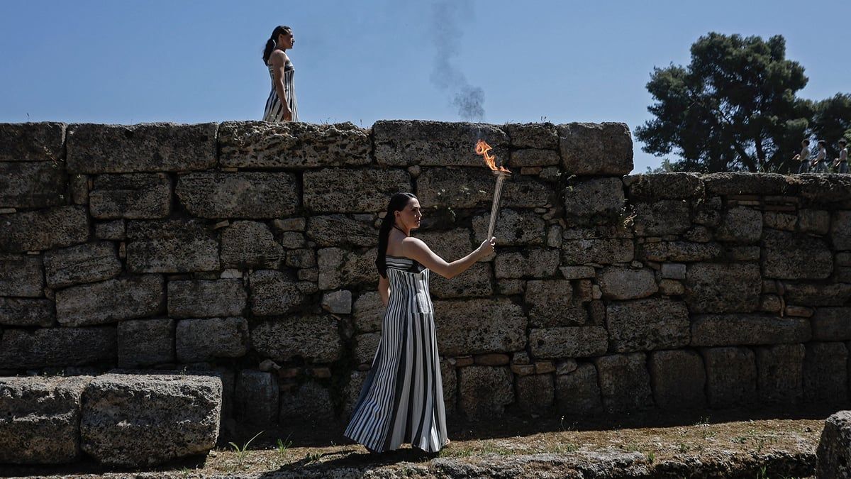 انتهاء الإعداد لحفل إيقاد شعلة أولمبياد باريس 2024 (فيديو وصور)