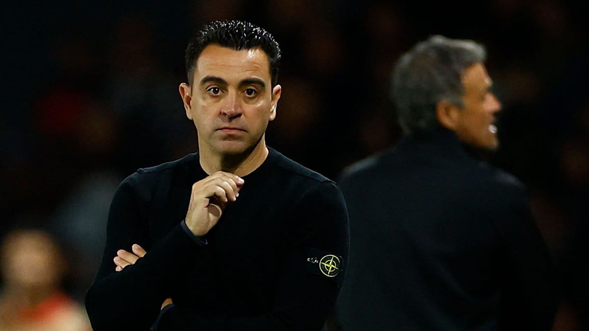 "خياران فقط" أمام برشلونة لحل أزمة مدربه الجديد