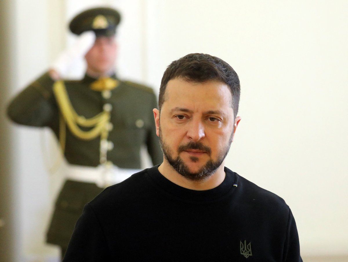 زيلينسكي يوقع قانون التعبئة العسكرية الهادف لزيادة عدد الجنود