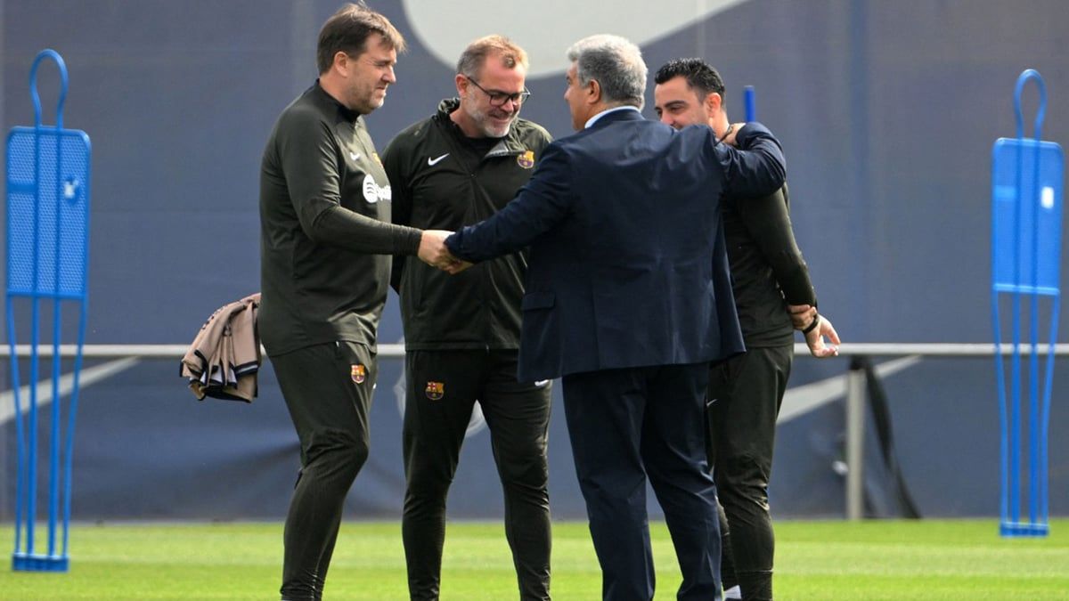 بعد الإقصاء المرير.. برشلونة يستقر على المدرب الجديد