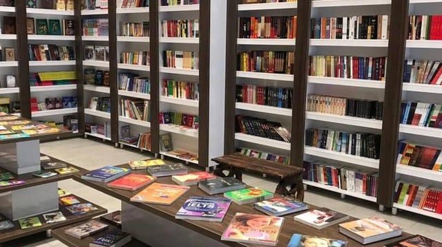 السلطات الإيرانية تحارب المحال التجارية بالحجاب