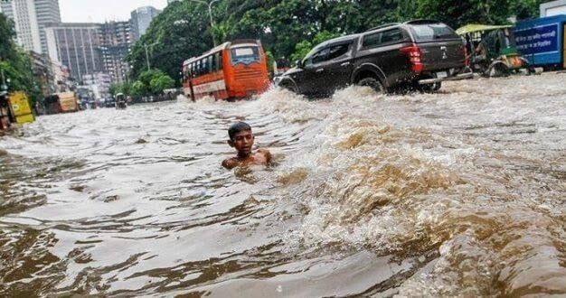 إجلاء نحو 117 ألف شخص بسبب الفيضانات في كازاخستان|شاهد