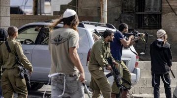 ترهيب وتدمير منازل.. الاتحاد الأوروبي يدين عنف المُستوطنين المُتصاعد في الضفة الغربية