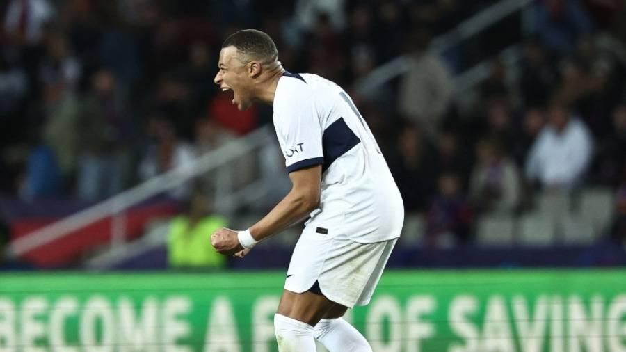 بعد سحق برشلونة..مبابي يغرق في السعادة