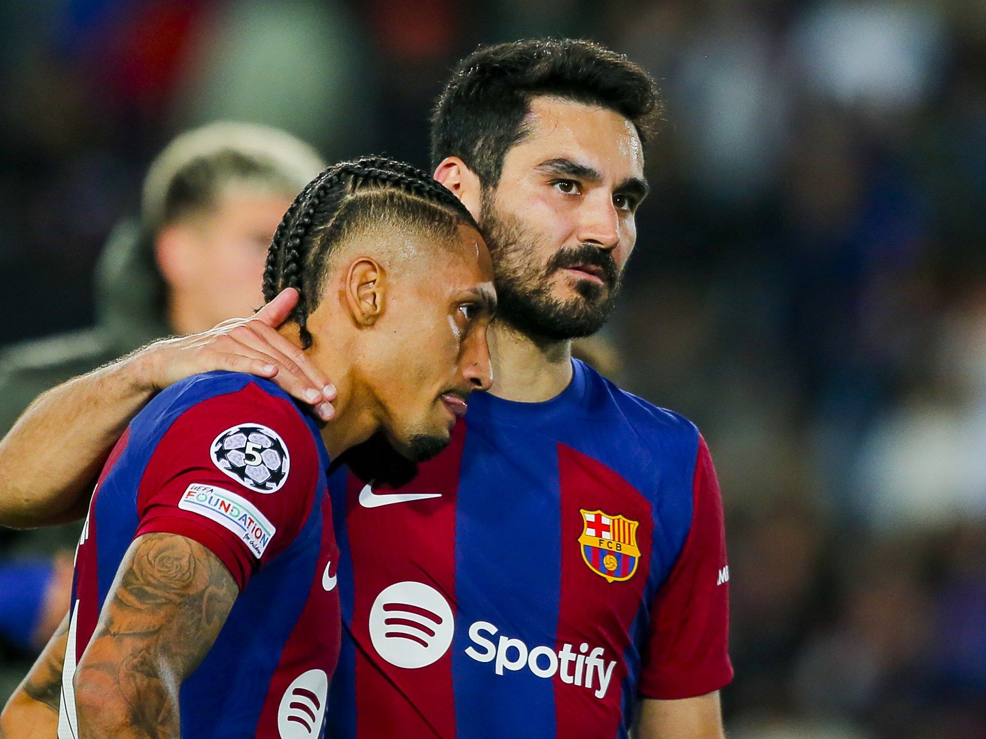 المصائب لا تأتي فرادى.. برشلونة يخرج من بطولتين بعد الخسارة من سان جيرمان - موقع الخليج الان