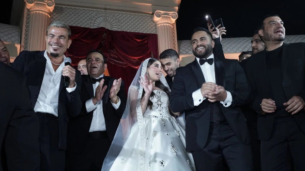 على رأسهم عمرو دياب.. النجوم يحتفلون بزفاف نجل محمد فؤاد (صور)