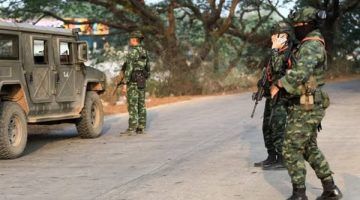 تصاعدت الاشتباكات على الحدود بين ميانمار وتايلاند مع استهداف المتمردين لقوات المجلس العسكري