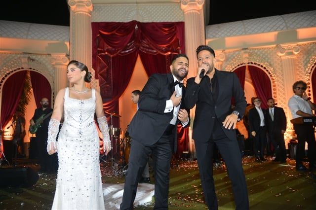 على رأسهم عمرو دياب.. النجوم يحتفلون بزفاف نجل محمد فؤاد (صور)