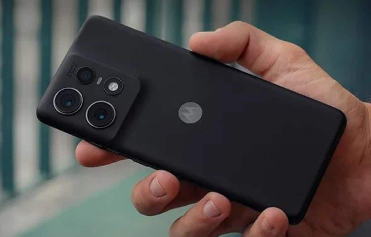 مراجعة شاملة لهاتف موتورولا Edge 50 Pro الجديد - موقع الخليج الان