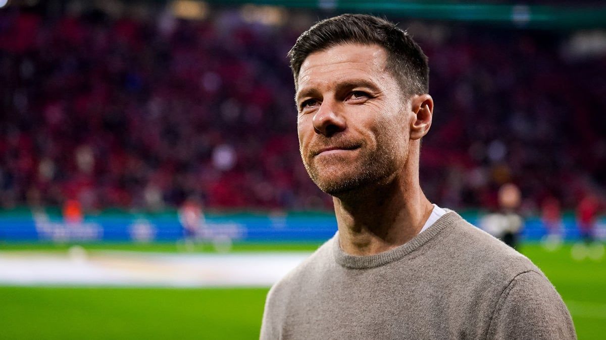 خطوة مفاجئة من مانشستر سيتي تجاه تشابي ألونسو