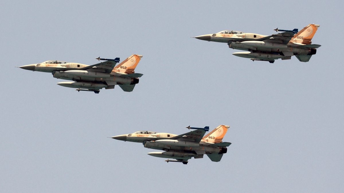 لماذا تقلل إيران من أهمية الهجوم الإسرائيلي على أصفهان؟