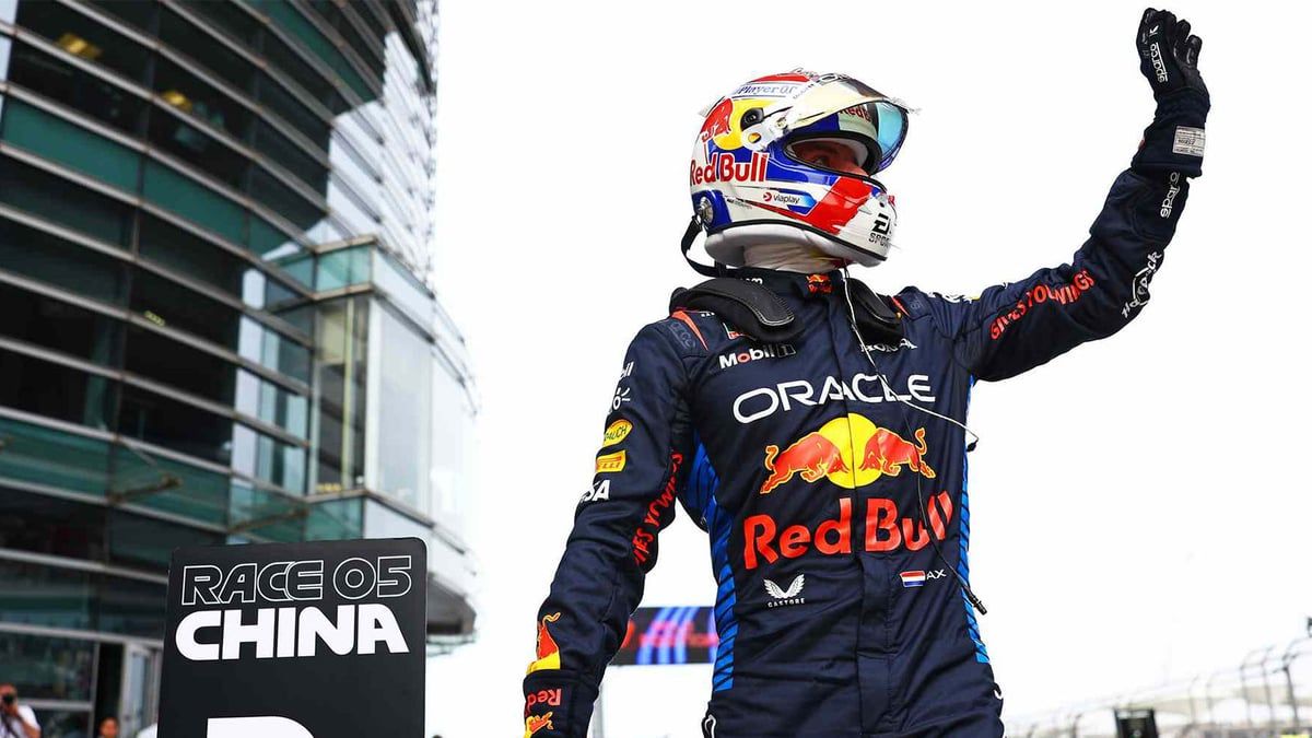 ماكس فرستابن يفوز بسباق جائزة الصين الكبرى للسيارات