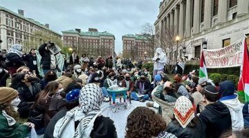 لليوم الخامس على التوالي.. تواصل اعتصام طلبة جامعة “كولومبيا” تضامنا مع غزة