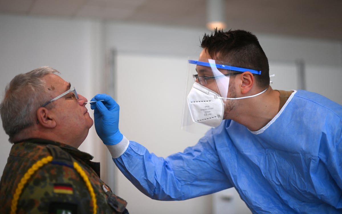 إصابة بكورونا تثير حيرة العلماء.. استمرت 613 يومًا وأظهرت طفرات نادرة