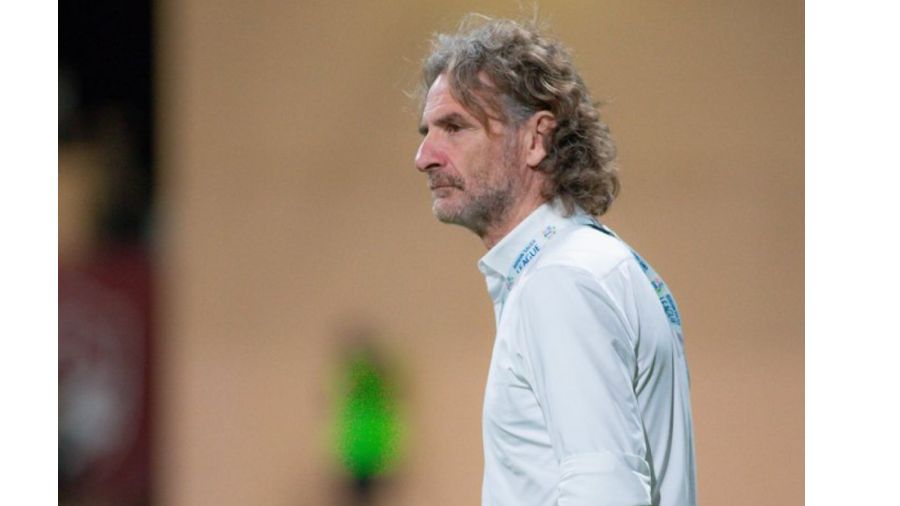 أشهرهم نونو سانتو..12 مدرباً غادروا الدوري السعودي