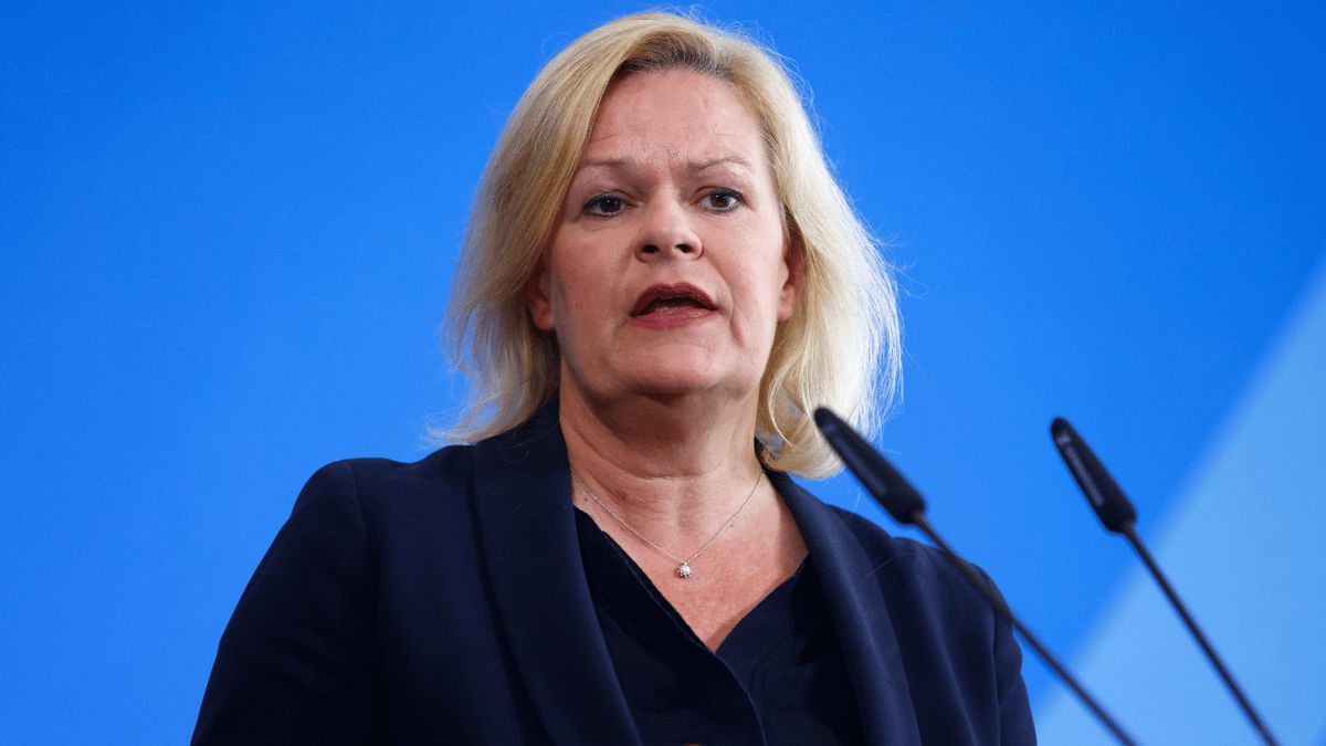 ألمانيا تعتبر الاتهامات بتجسس صيني على البرلمان الأوروبي "خطرة للغاية"