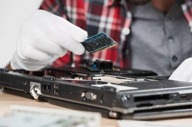 لن ترميه بعد الآن.. 6 استخدامات إبداعية لأي كمبيوتر قديم