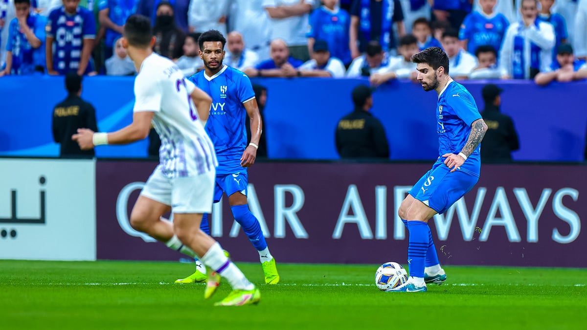 جماهير الهلال تهاجم علي البليهي بعد وداع دوري أبطال آسيا