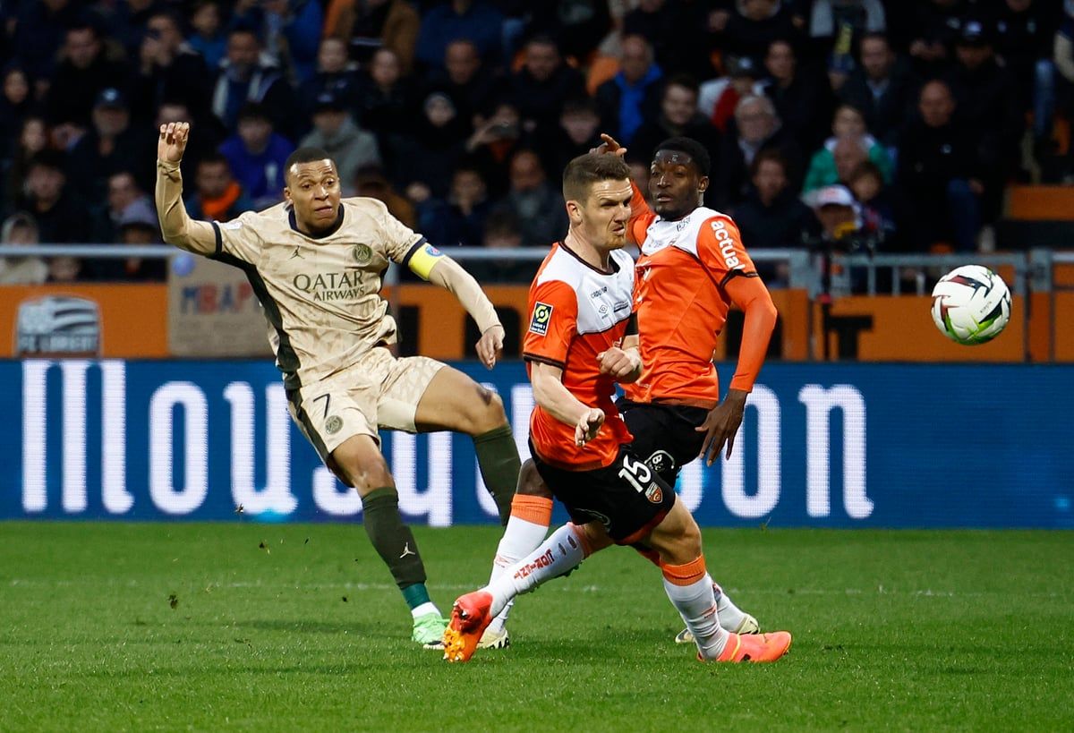 في موسم وداع مبابي.. سان جيرمان على بعد خطوة من لقب الدوري الفرنسي