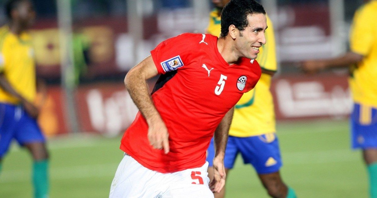 “الزئبقي بركات”.. أبو تريكة يكشف عن أذكى لاعب مصري لعب بجواره - موقع الخليج الان