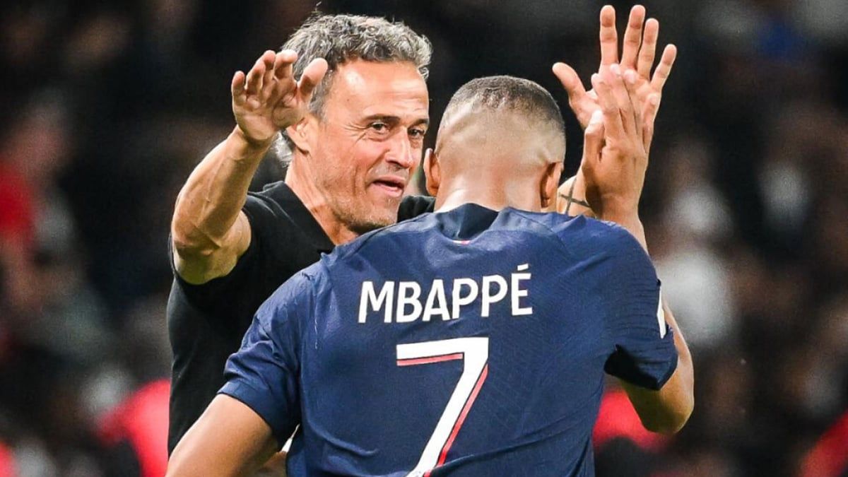 إنريكي يحدد موعد تحدثه عن أزمة مبابي