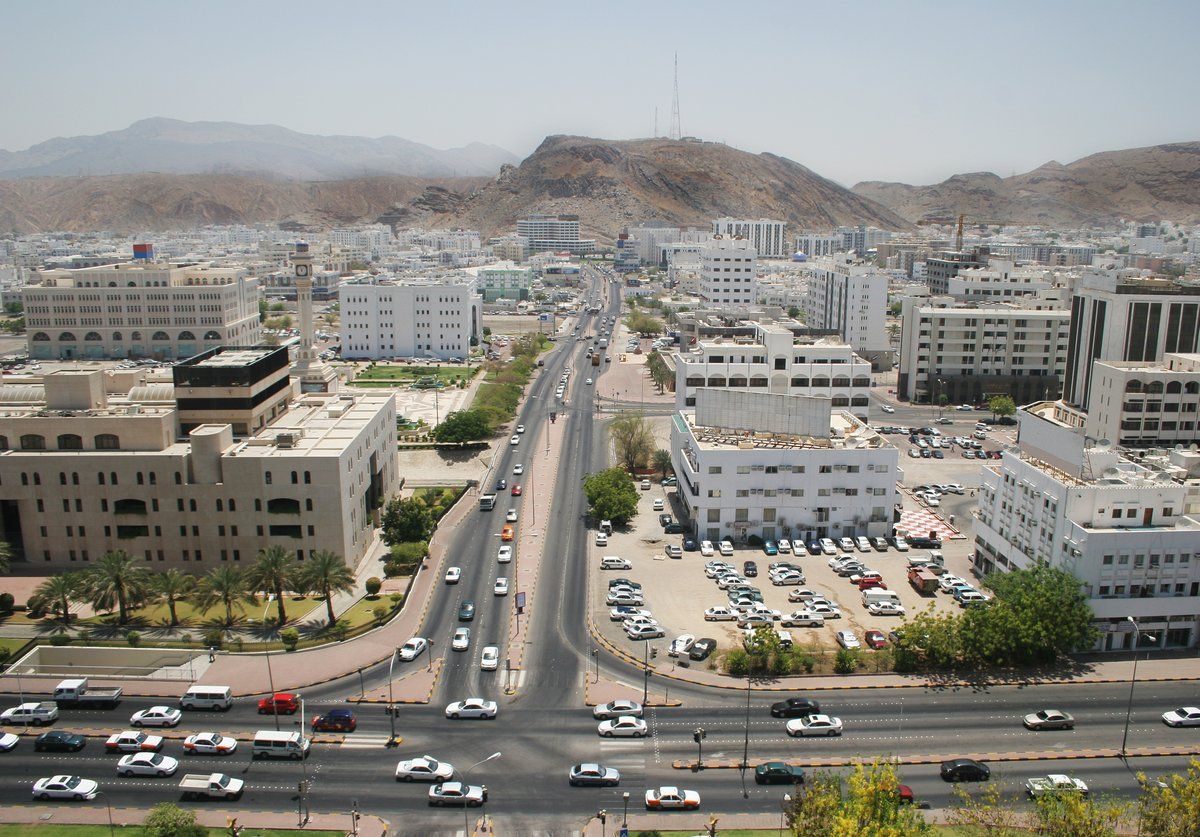 مصرع 3 ممرضات في حادث دهس مروع في سلطنة عمان (فيديو)