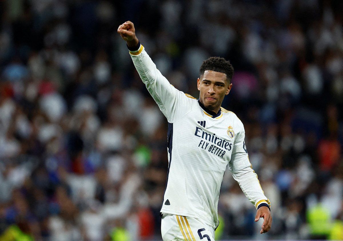 ما ترتيب ميسي ورونالدو؟ قائمة أبرز المرشحين لنيل الكرة الذهبية 2024