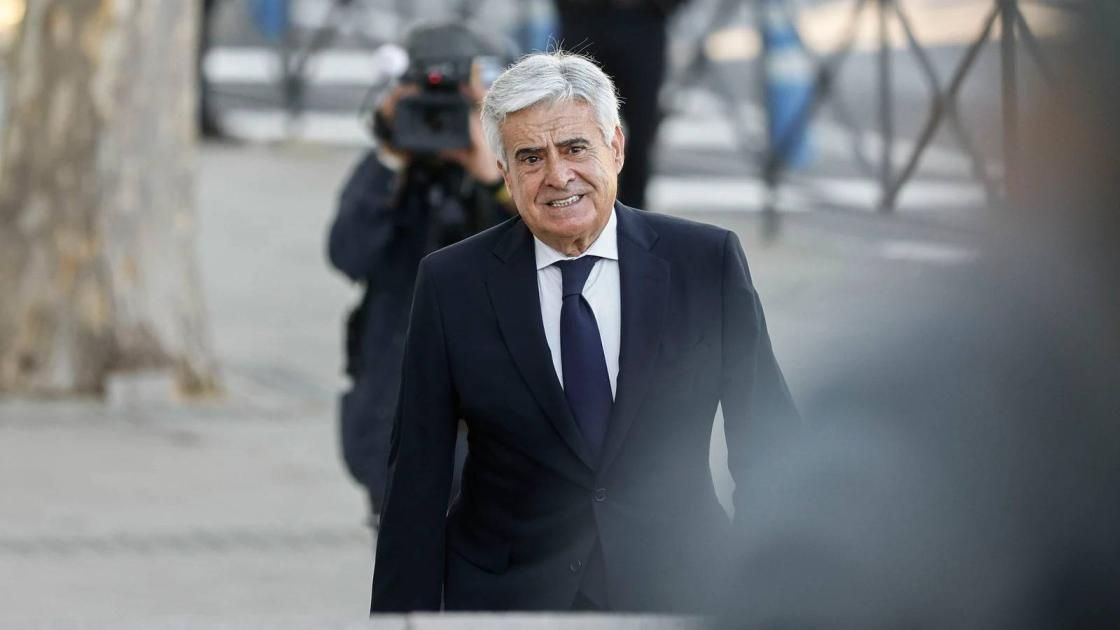 الحكومة الإسبانية تضع اتحاد كرة القدم المحلي تحت الوصاية