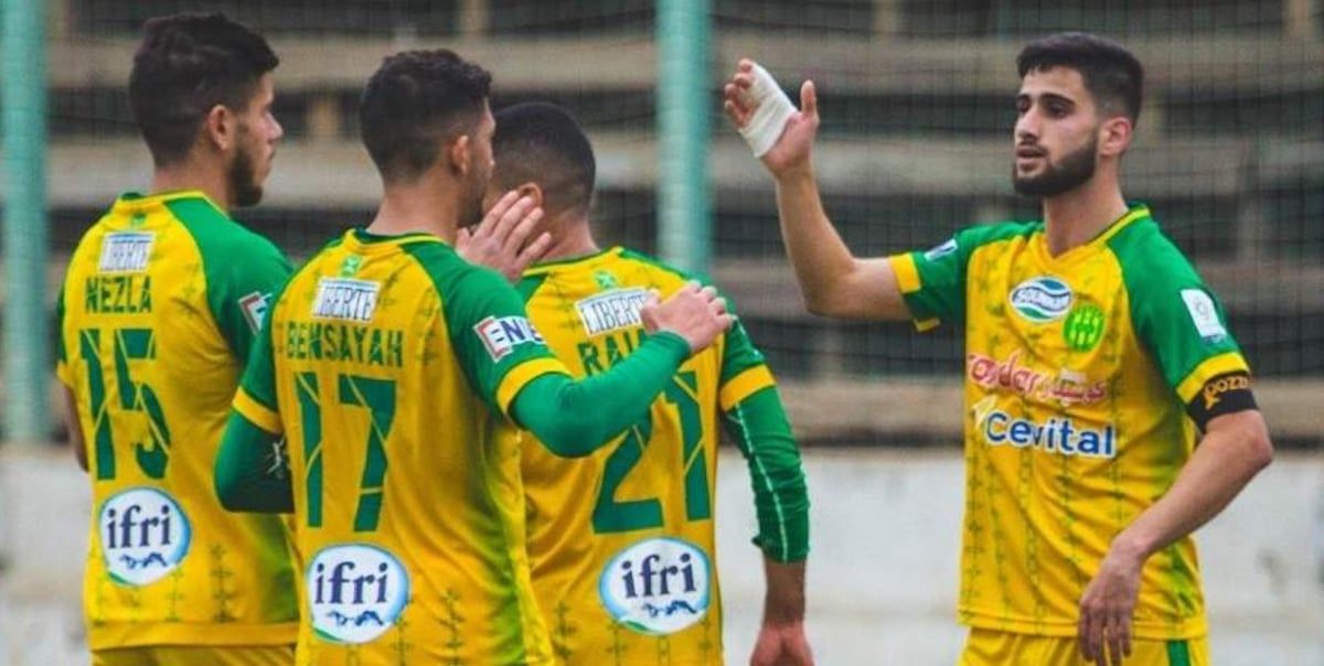 كُرتان ولمسة يد.. شبيبة القبائل يسجل أغرب هدف في تاريخ كرة القدم