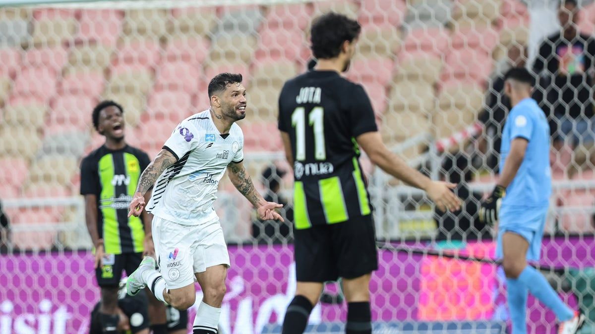 الشباب يحرم الاتحاد من التقدم في جدول ترتيب الدوري السعودي