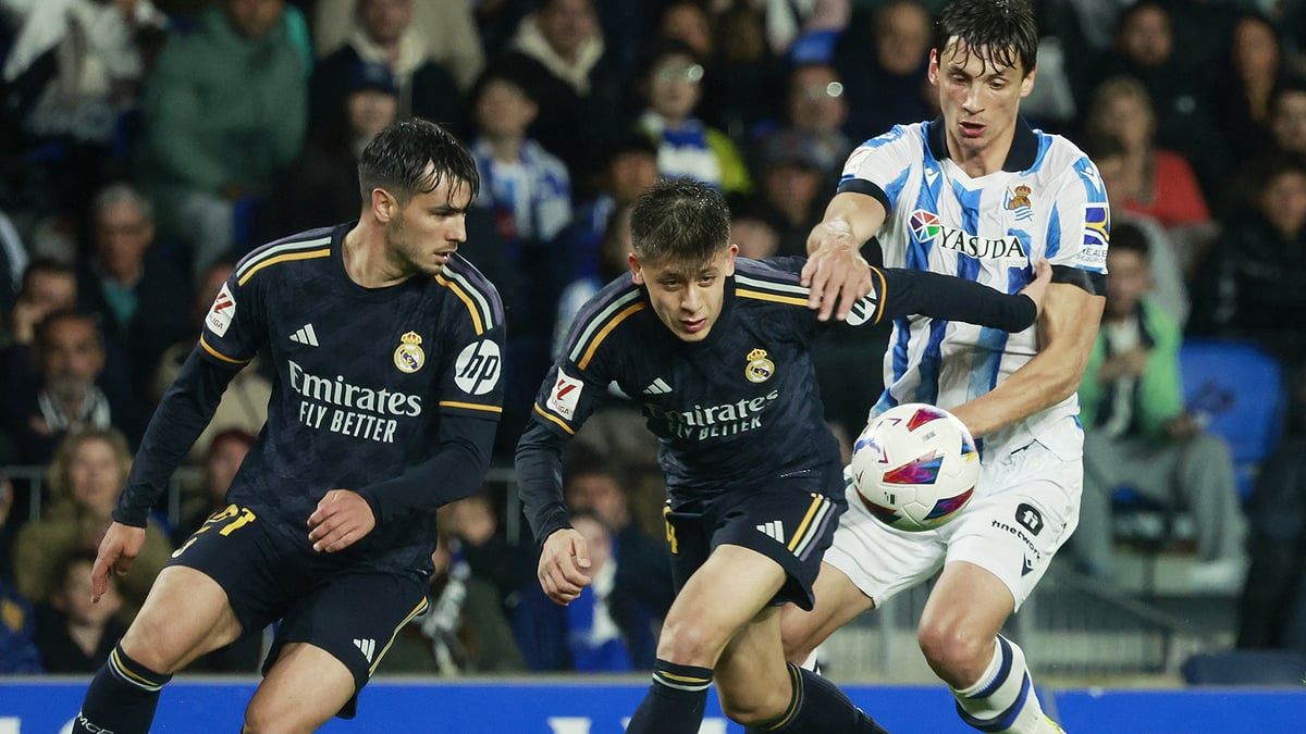 غولر يؤمن صدارة ريال مدريد للدوري الإسباني ويقوده لتخطي سوسيداد