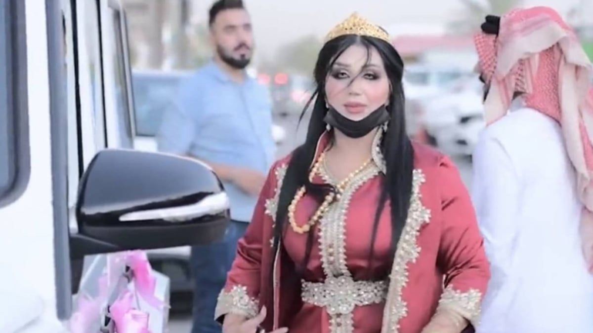 شقيق البلوغر العراقية "أم فهد" يصرخ منهارًا: "أريد حق أختي" (فيديو)