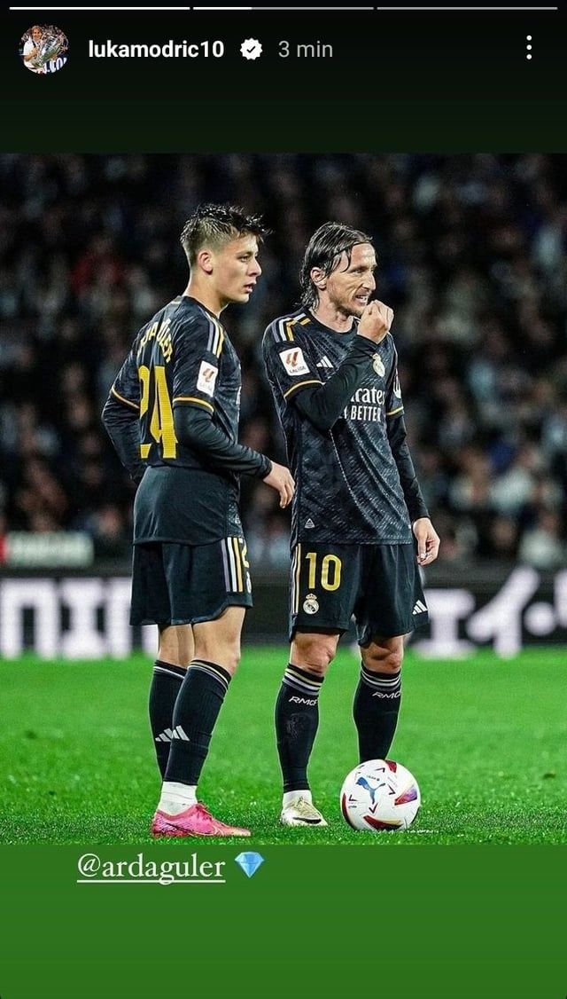 "الجوهرة والمايسترو".. إشادات متبادلة بين مودريتش وغولر